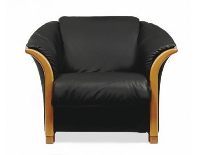 Ekornes Manhattan Chair - Quick Ship Colors